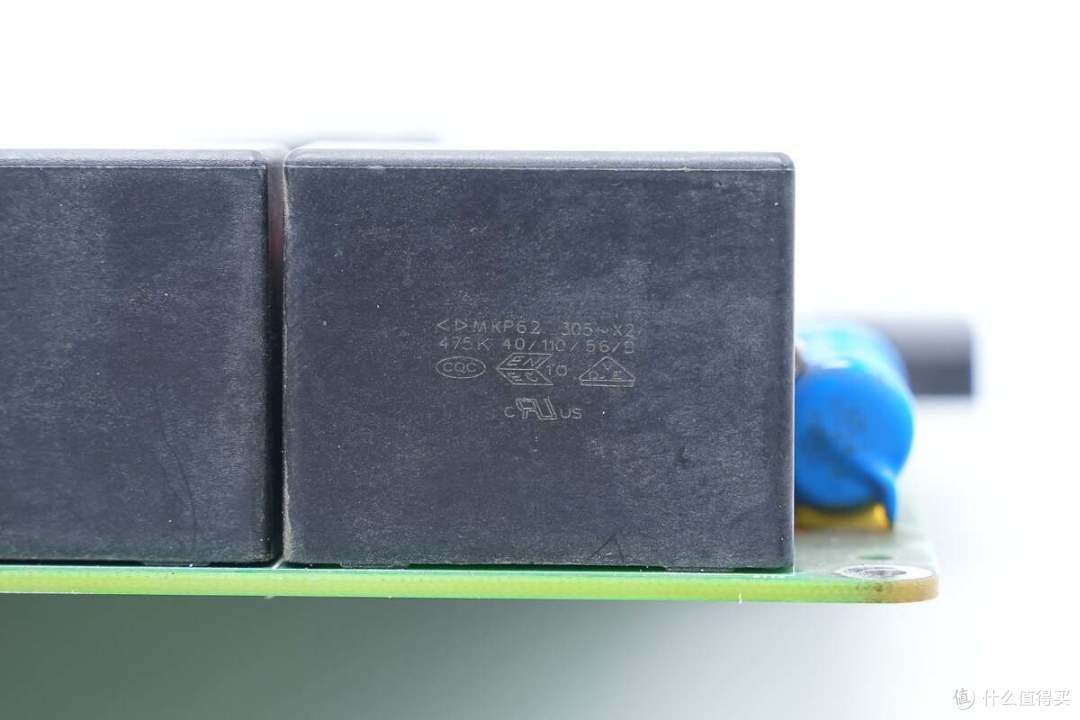 拆解报告：HUAWEI华为新能源汽车直流充电桩15kW充电模块R75020G2