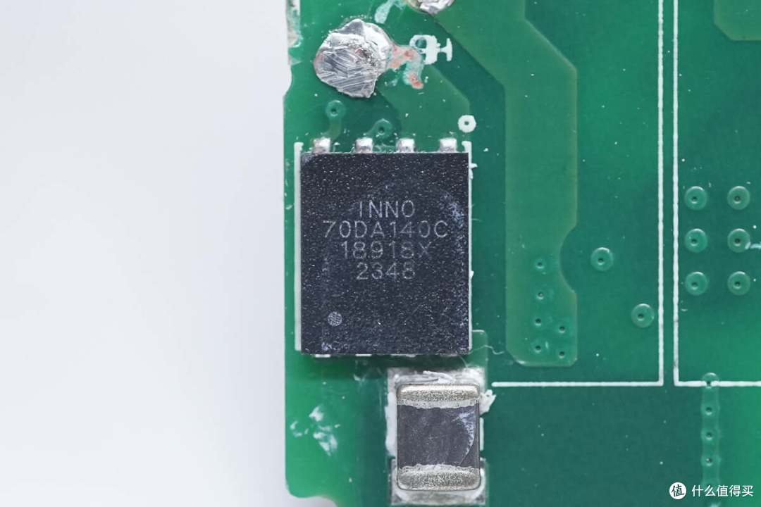 拆解报告:HUAWEI华为140W氮化镓快充充电器HW-200700CP0