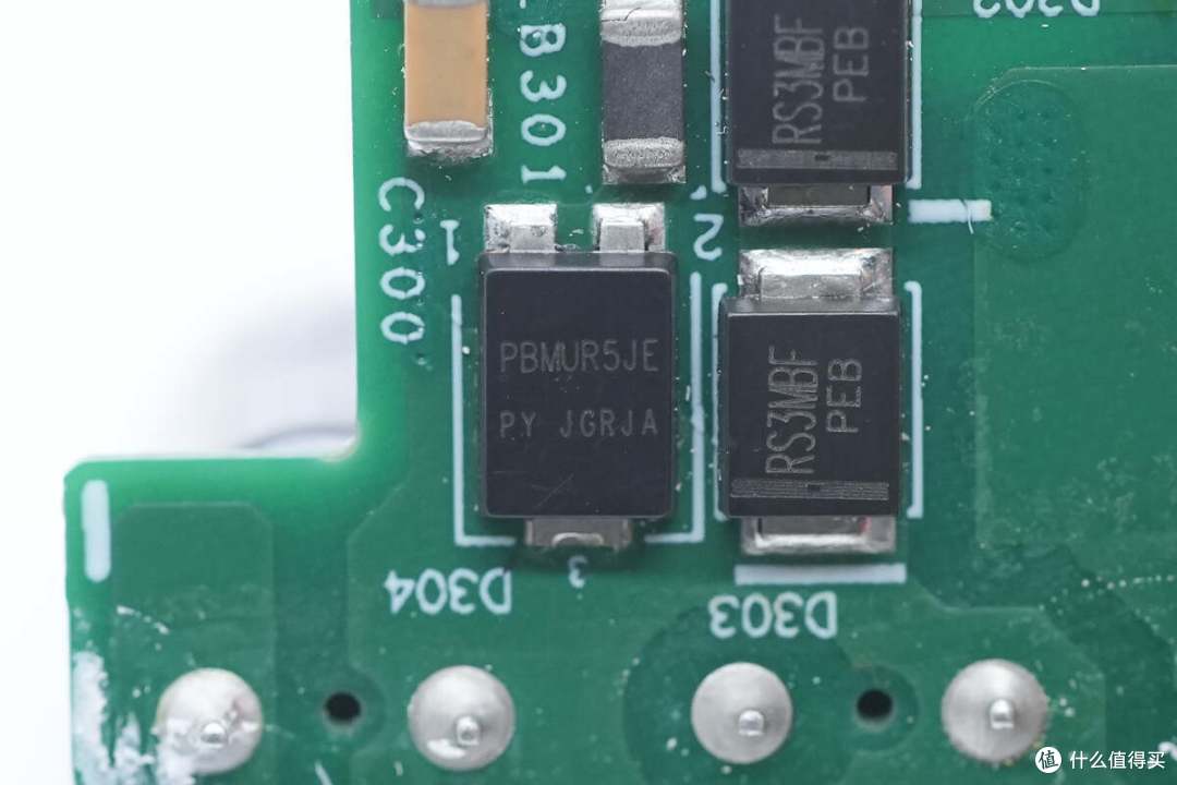 拆解报告:HUAWEI华为140W氮化镓快充充电器HW-200700CP0