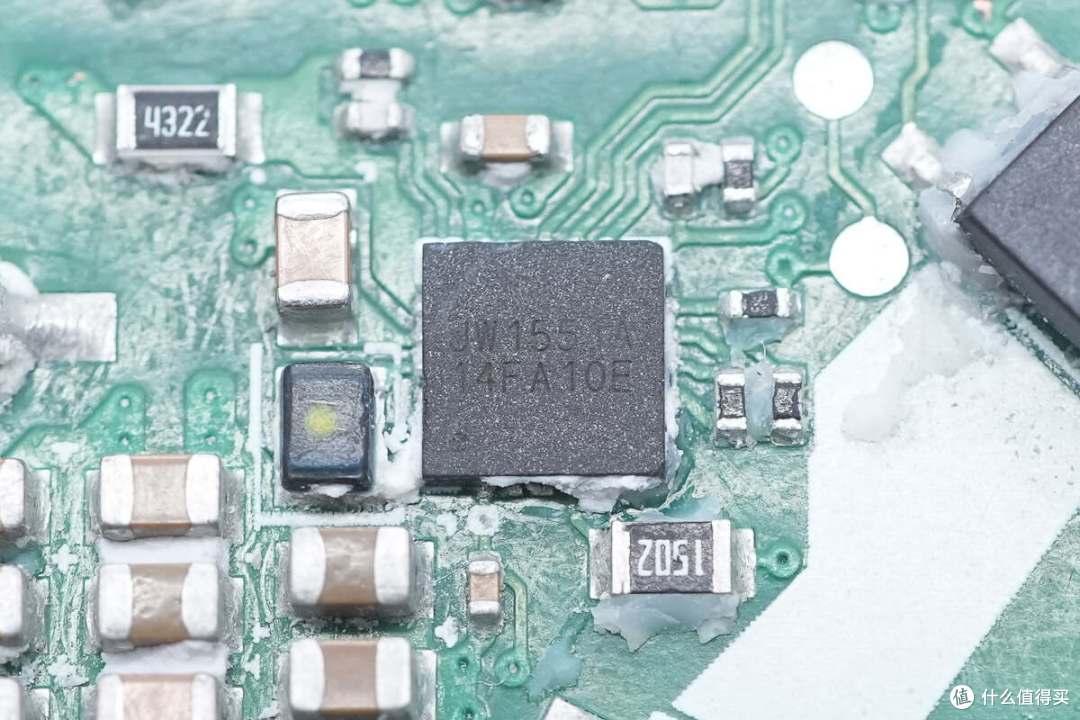 拆解报告:HUAWEI华为140W氮化镓快充充电器HW-200700CP0