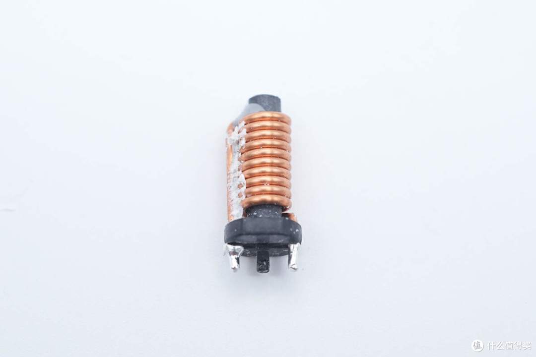 拆解报告:HUAWEI华为140W氮化镓快充充电器HW-200700CP0