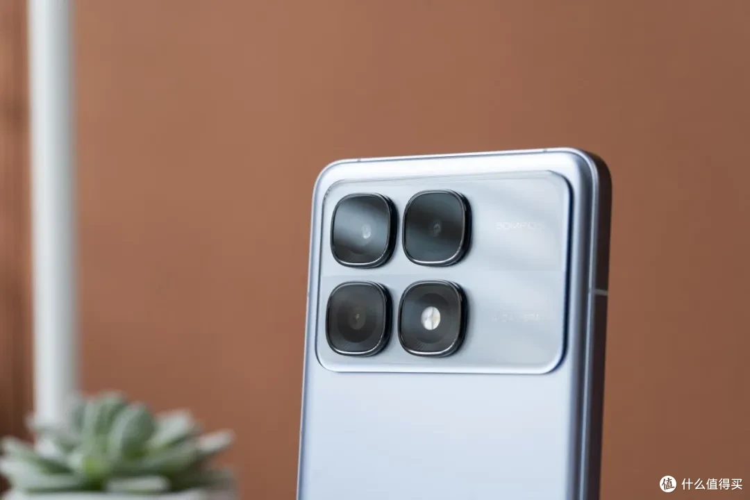 不加钱也能升杯?Redmi K70宇宙怎么选