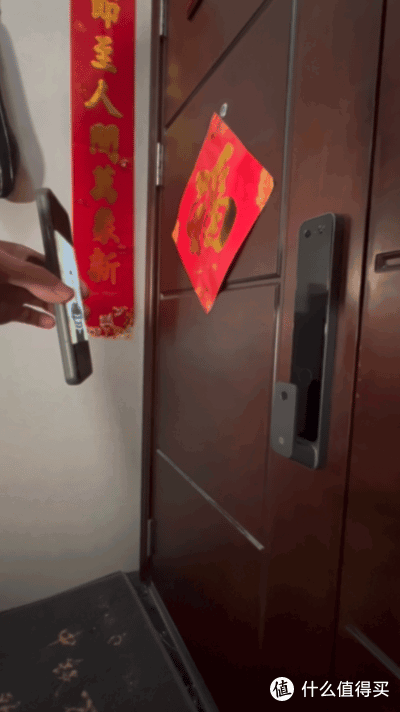 家里有老人孩子的，门锁都给我换成小米智能门锁2人脸识别版，谁用谁知道！