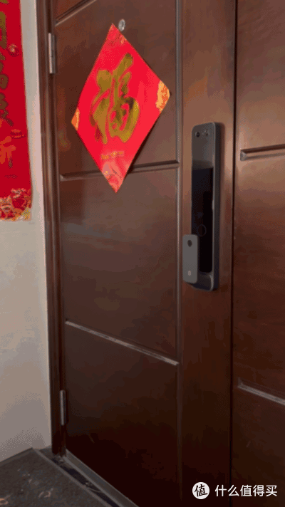 家里有老人孩子的，门锁都给我换成小米智能门锁2人脸识别版，谁用谁知道！