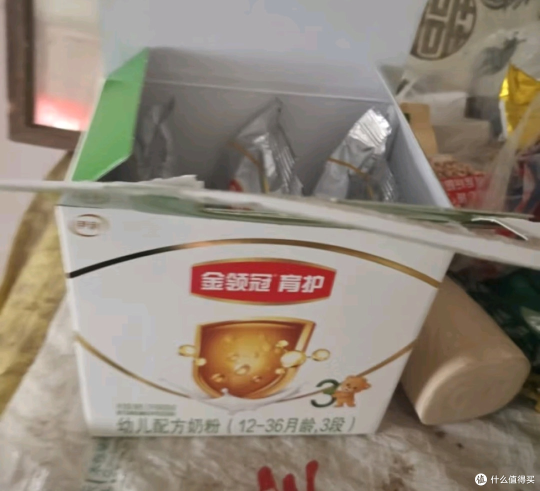 奶爸带娃记必备之伊利金领冠育护【5倍DHA好脑力】幼儿奶粉3段(1-3岁)1200g三联装