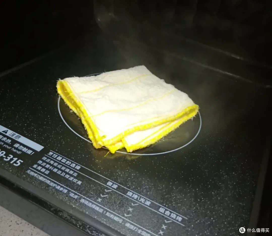 被中年阿姨的“厨房智慧”惊呆了!换个思路后,简直好用到离谱