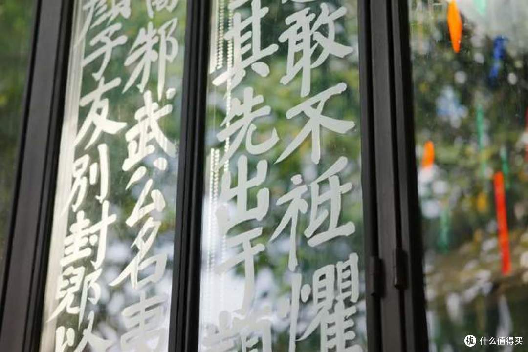 小巧优雅+直出神器? 索尼ZV-E10 II