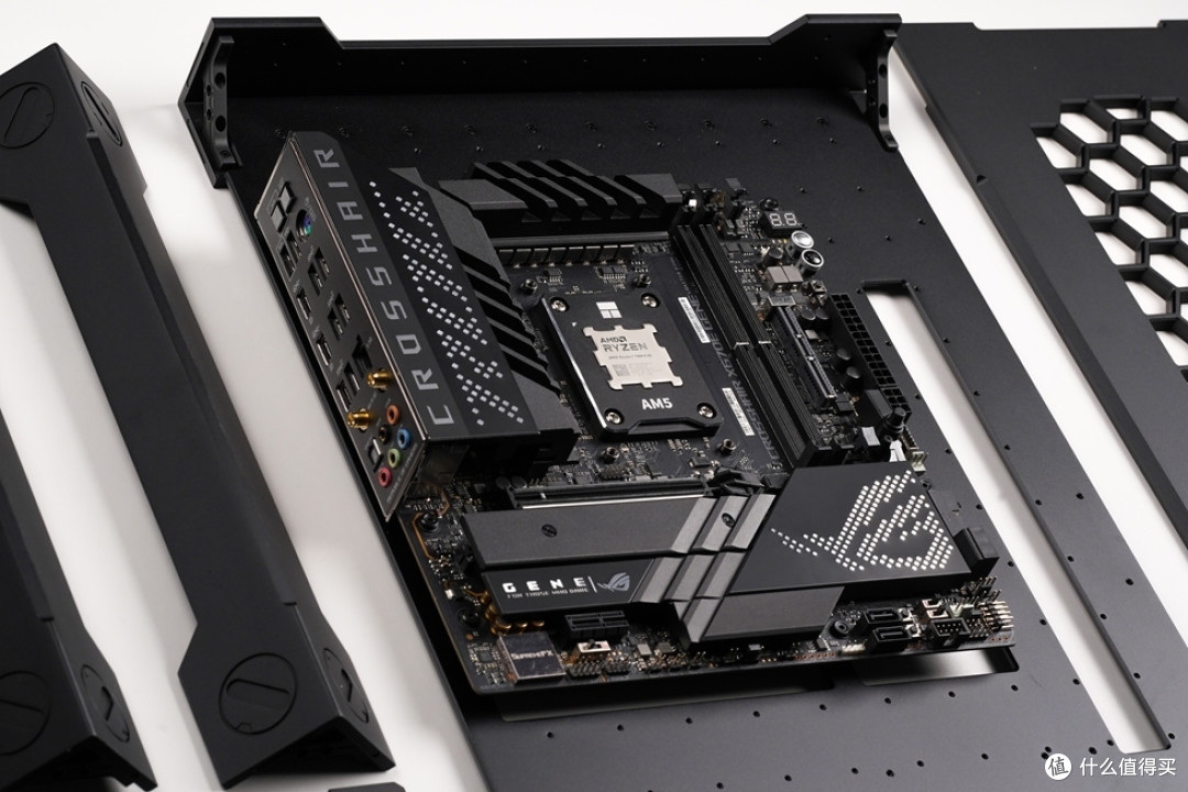 AboStudio Setup Slim+ROG X670E GENE+TUF 4070Super装机分享!