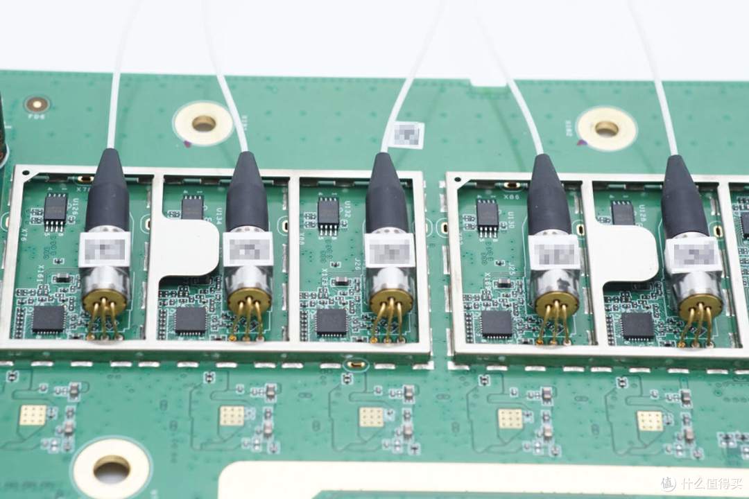 拆解报告:Ruijie锐捷FTTR全光通光网关RG-MA7305-FX