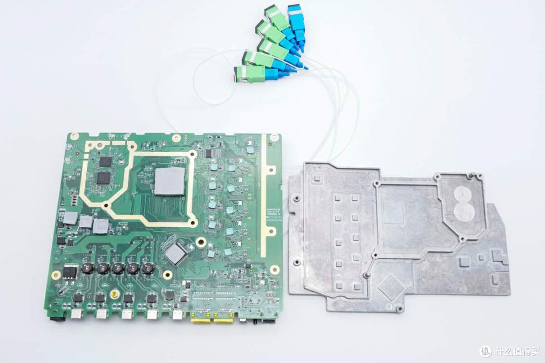 拆解报告:Ruijie锐捷FTTR全光通光网关RG-MA7305-FX