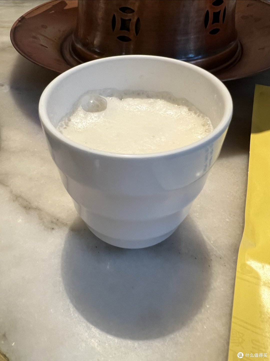 去北京了,一定要尝一下涮肉,吃涮肉就可以去聚宝源!