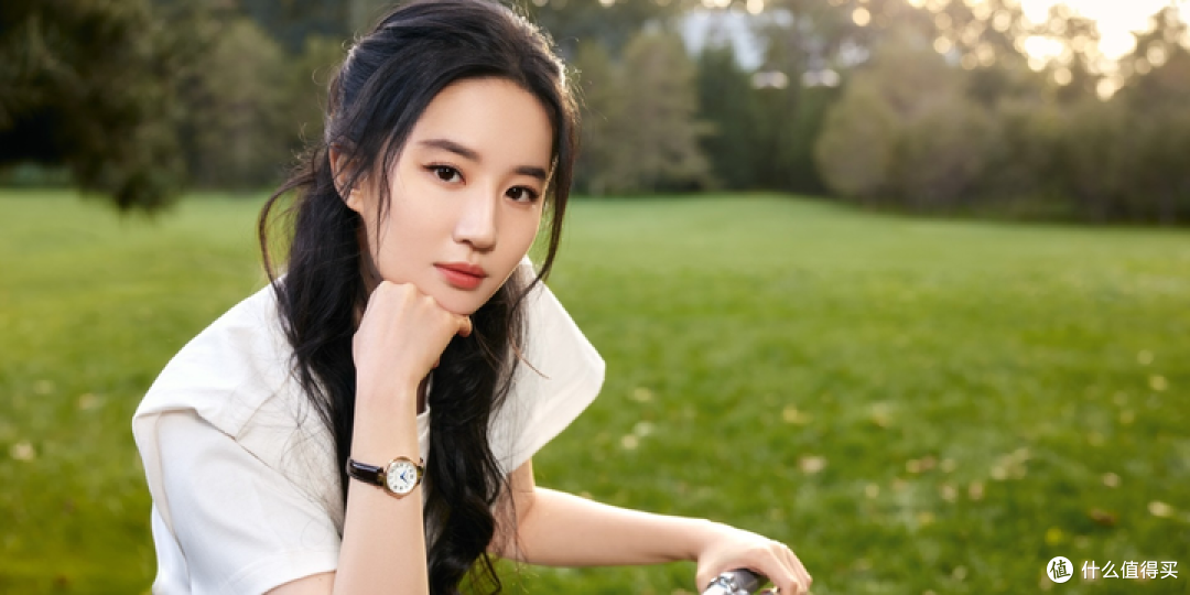 【攻略】预算 2000-5000 元,有哪些高颜值的职场女士手表适合在七夕送给女朋友?