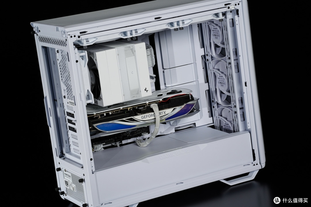 be quiet! Dark Base701+ROG Z790吹雪S+索泰4090 AMP 月白 纯白高性能风冷展示!