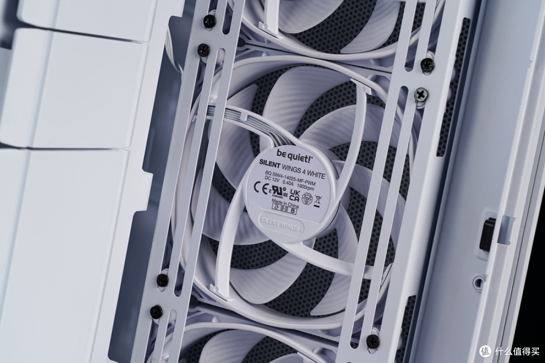 be quiet! Dark Base701+ROG Z790吹雪S+索泰4090 AMP 月白 纯白高性能风冷展示!