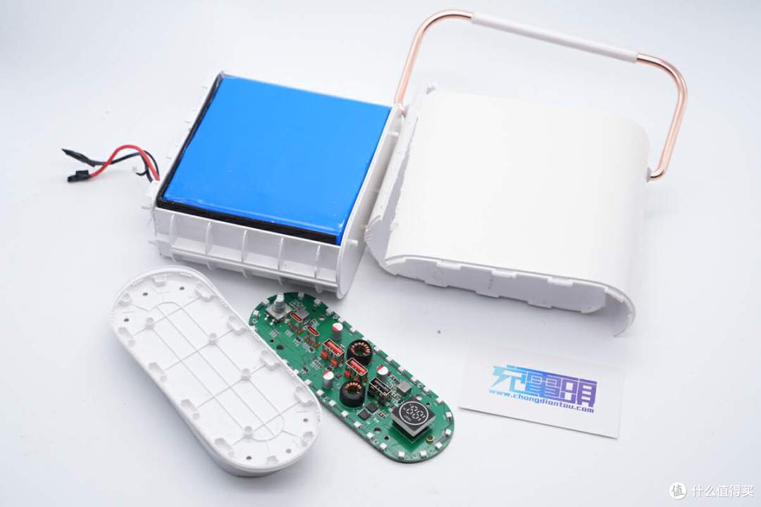 功率更高应用场景更广,23款100W PD快充移动电源拆解汇总