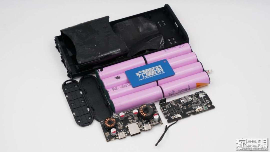 功率更高应用场景更广,23款100W PD快充移动电源拆解汇总