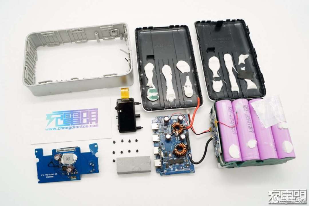功率更高应用场景更广,23款100W PD快充移动电源拆解汇总