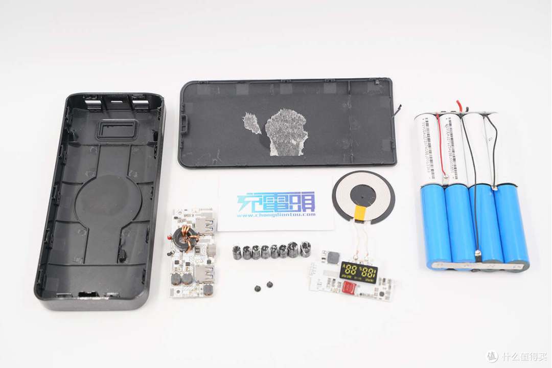功率更高应用场景更广,23款100W PD快充移动电源拆解汇总