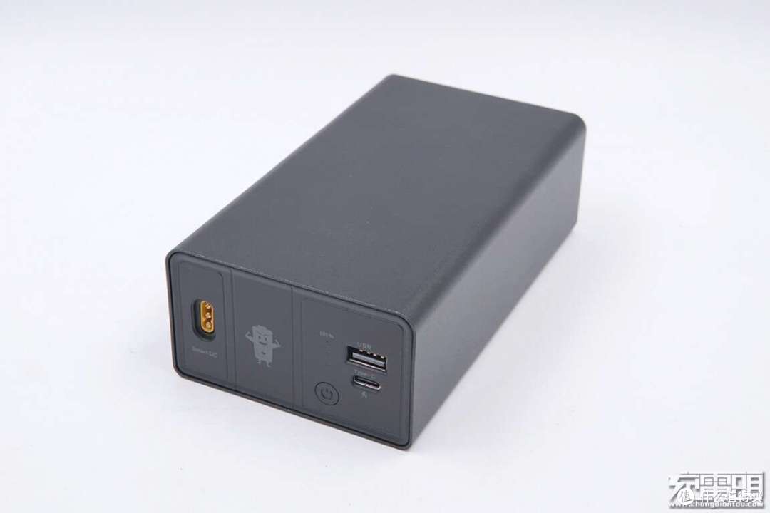 功率更高应用场景更广,23款100W PD快充移动电源拆解汇总