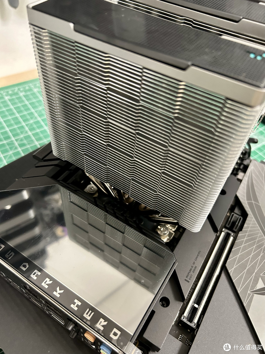 DeepCool AK620 CPU风冷散热器：高性能双塔风冷散热解决方案