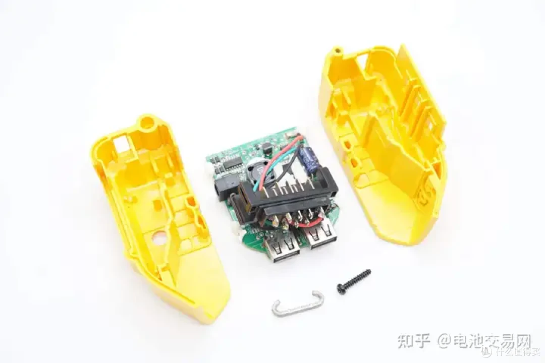 内置亿纬锂能5节高倍率电芯,DEWALT得伟电动工具充电套装拆解