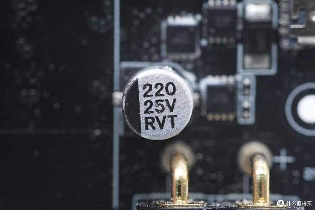 拆解报告：斯丹德72Wh V口电池VB72