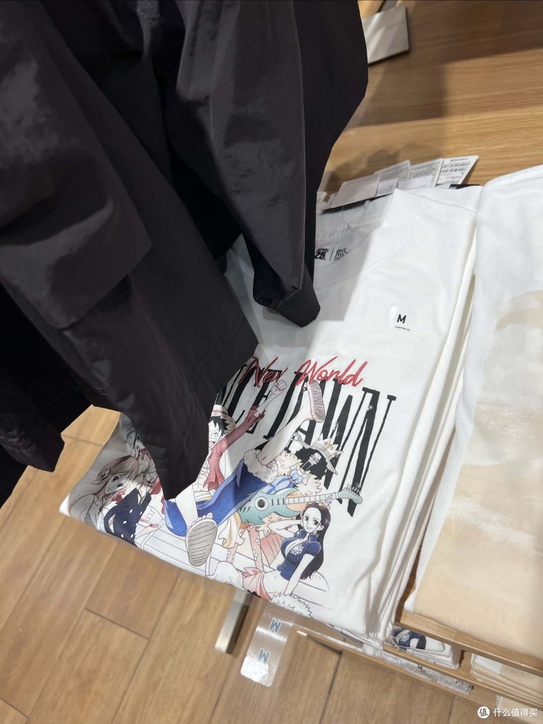 优衣库的《ONE PIECE(航海王)》25周年合作系列款T恤!