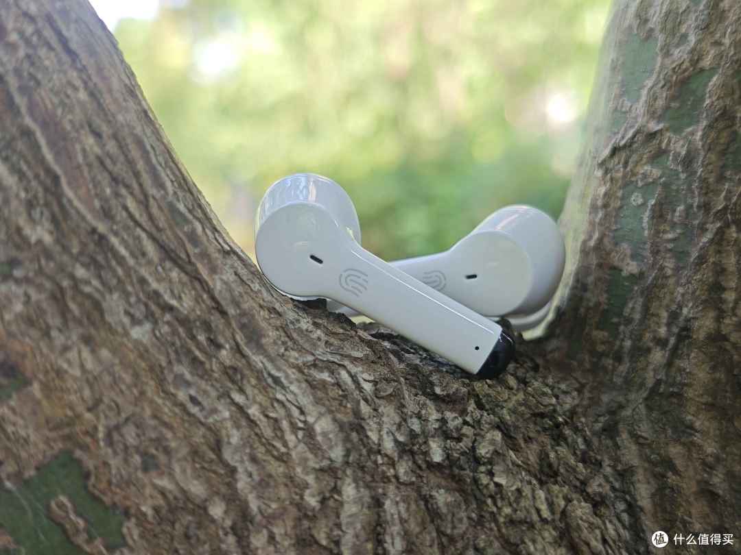 町石TINX助听器：听见生活的细腻与温柔