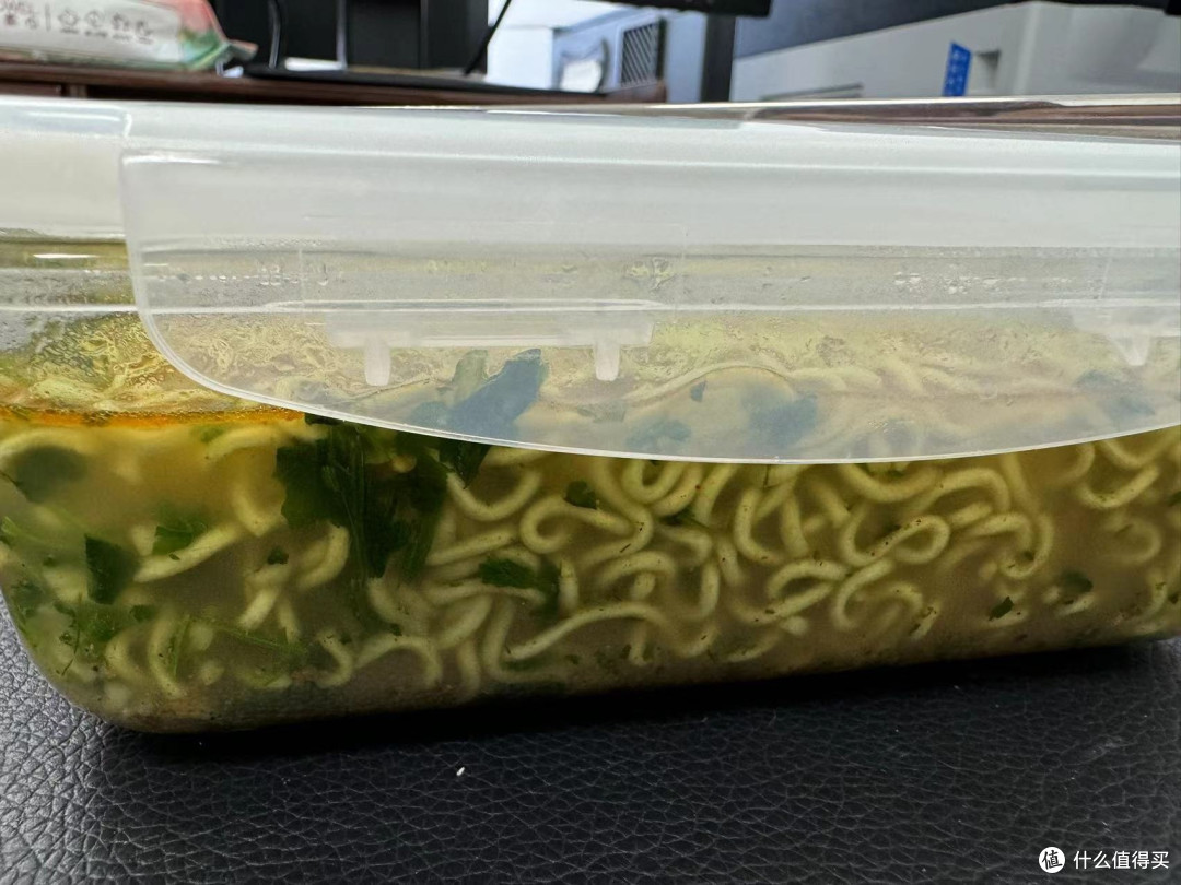 香菜控福音！白象香菜面，让你欲罢不能的美味