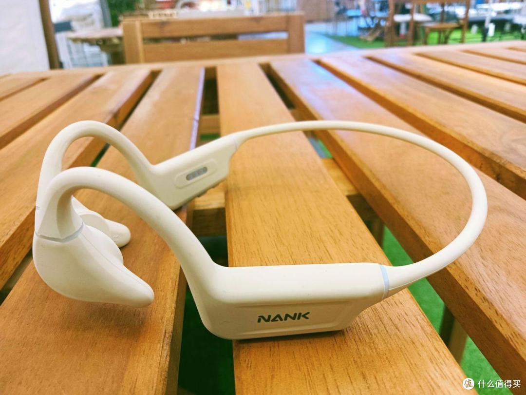 南卡Runner Pro5骨传导耳机:专业级防水,32GB内存,卓越音质