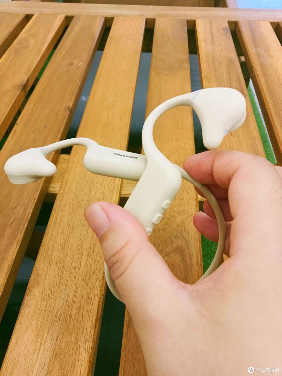 南卡Runner Pro5骨传导耳机:专业级防水,32GB内存,卓越音质