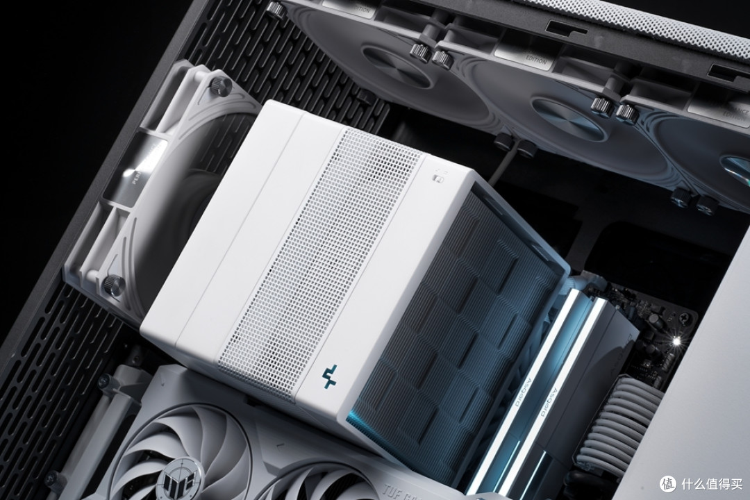 分型工艺 Fractal North XL+Z790吹雪S+华硕TUF 4070Ti Super白 打造白色极致风冷主机