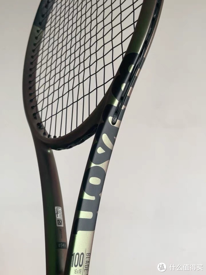 网坛新宠来袭！Wilson Blade Pro V8法网限定版