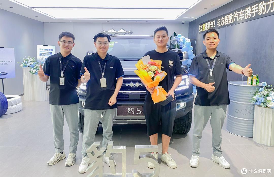 谁说鱼和熊掌不可兼得?方程豹品牌换新,豹5热卖风暴席卷而来