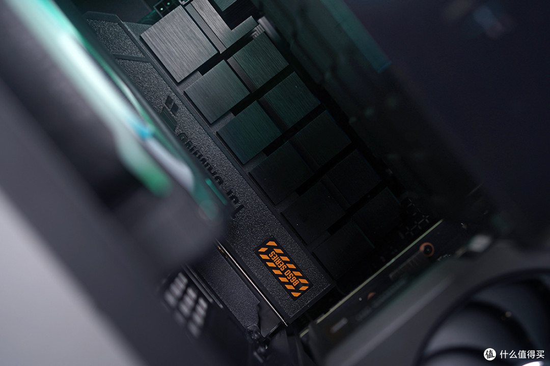 7800X3D+TUF B650M / RTX 4070 TI SUPER,追风者 XT523 P2 Ultra 机箱装机展示
