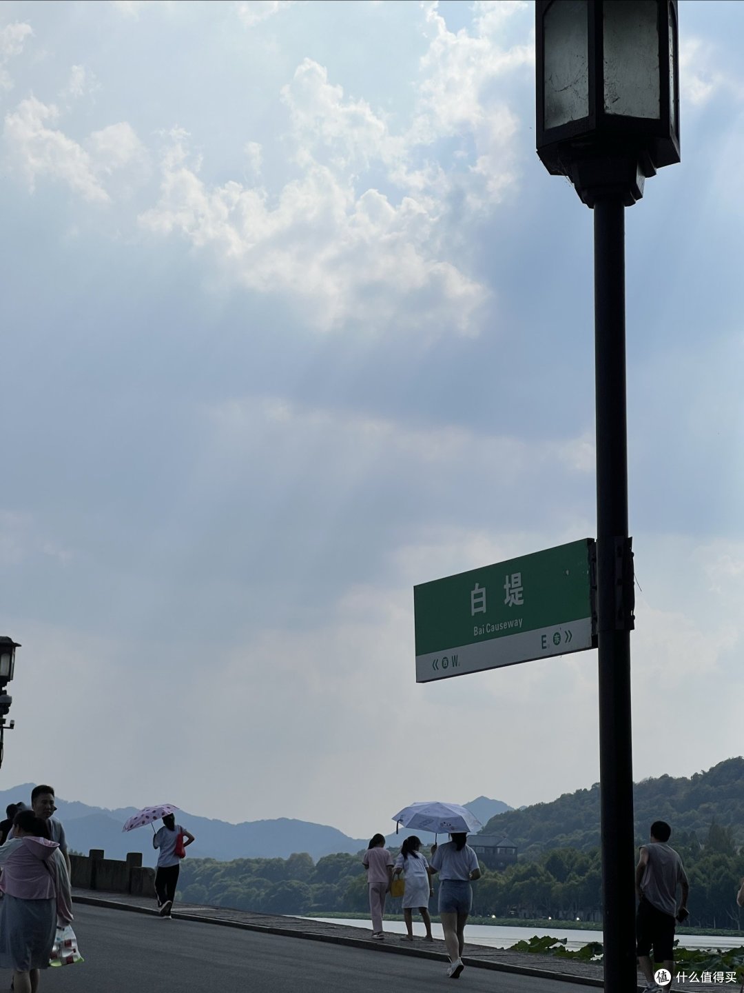 42°的高温天气,我们还是去了一趟杭州西湖!