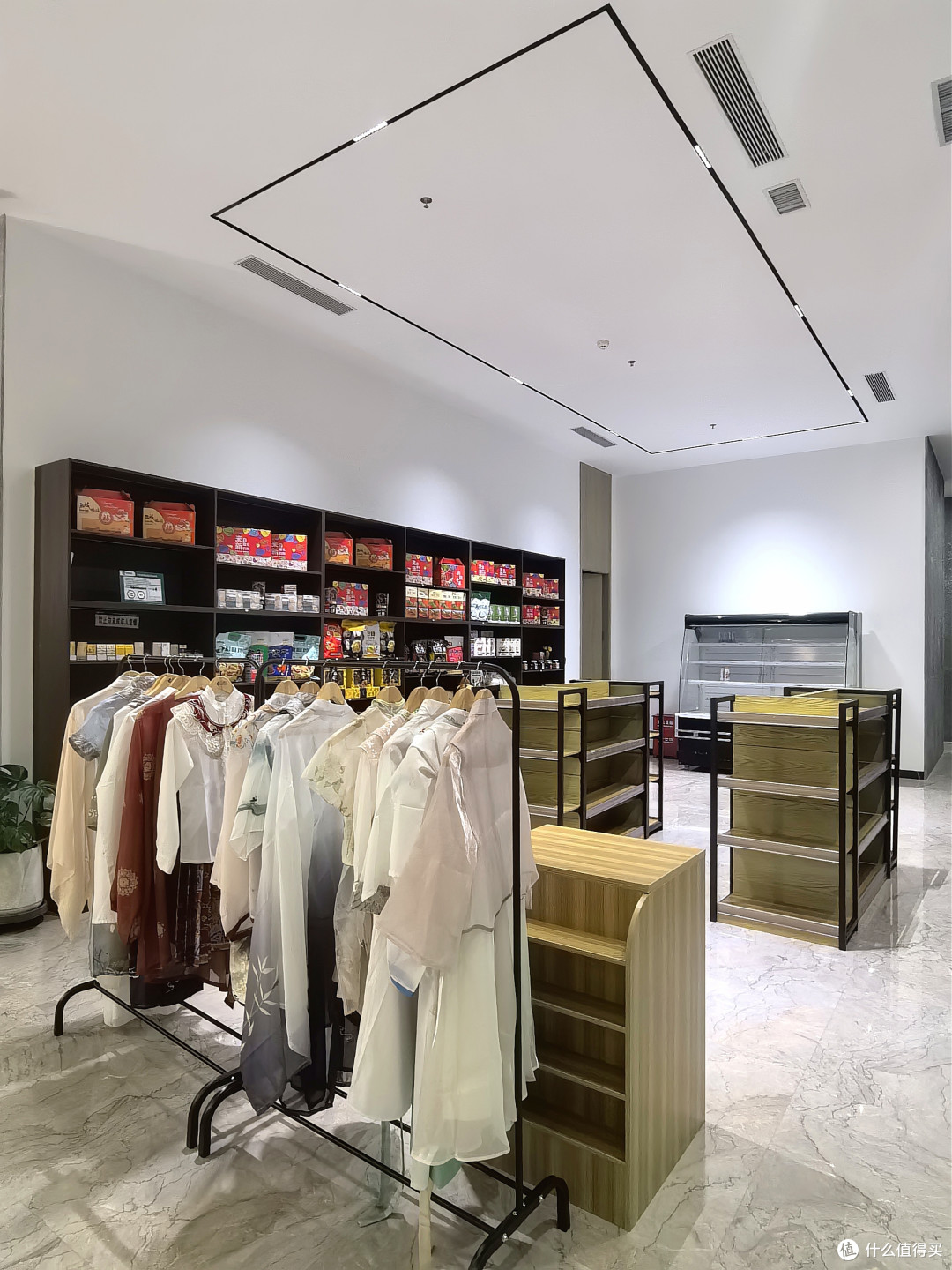 60天新疆大环线!Day41:走独库公路北段,宿奎屯天北新区云居酒店