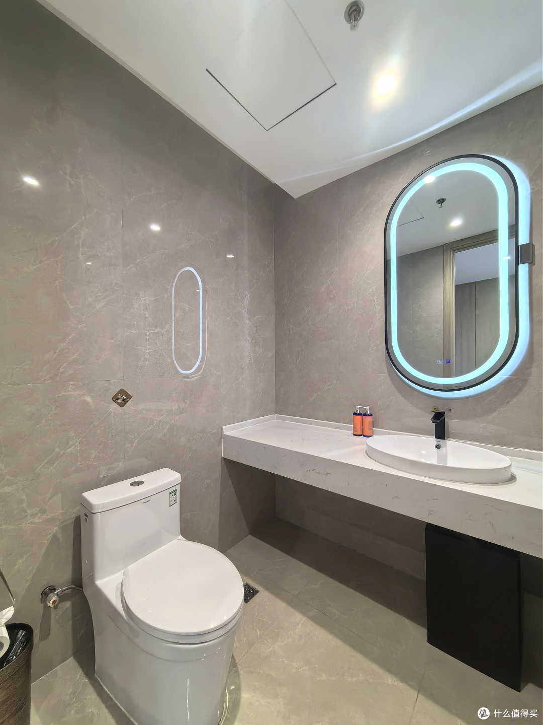 60天新疆大环线!Day41:走独库公路北段,宿奎屯天北新区云居酒店