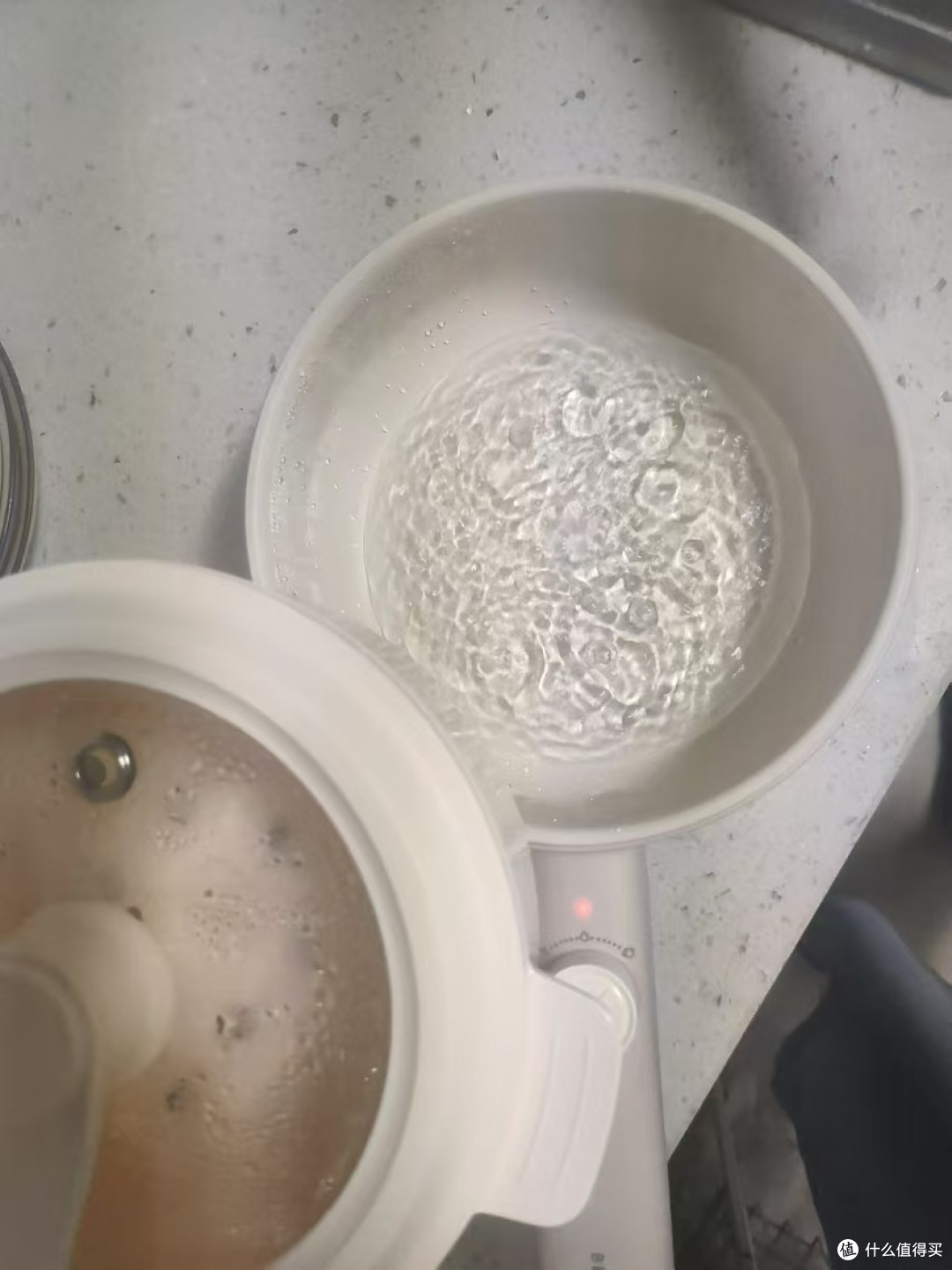 小熊电煮锅,让厨房小白秒变烹饪达人!