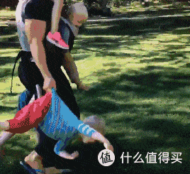 爸爸带娃好处多多