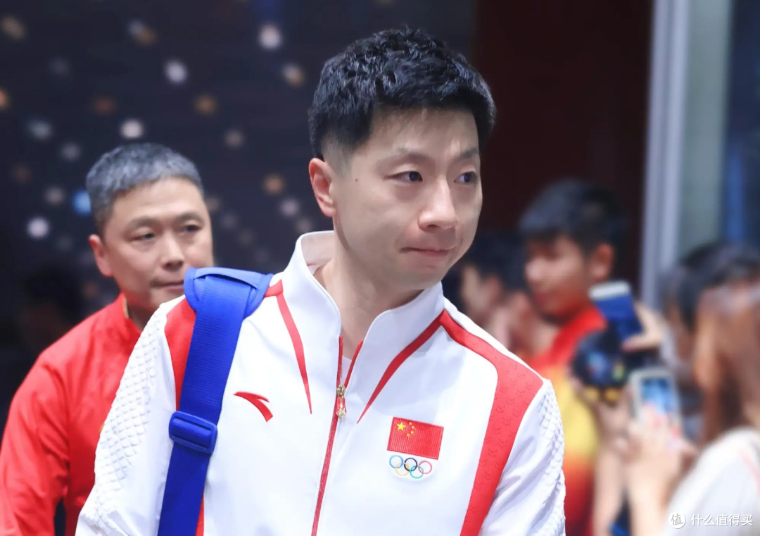 奥运乒乓球六枚金牌得主马龙使用的球板