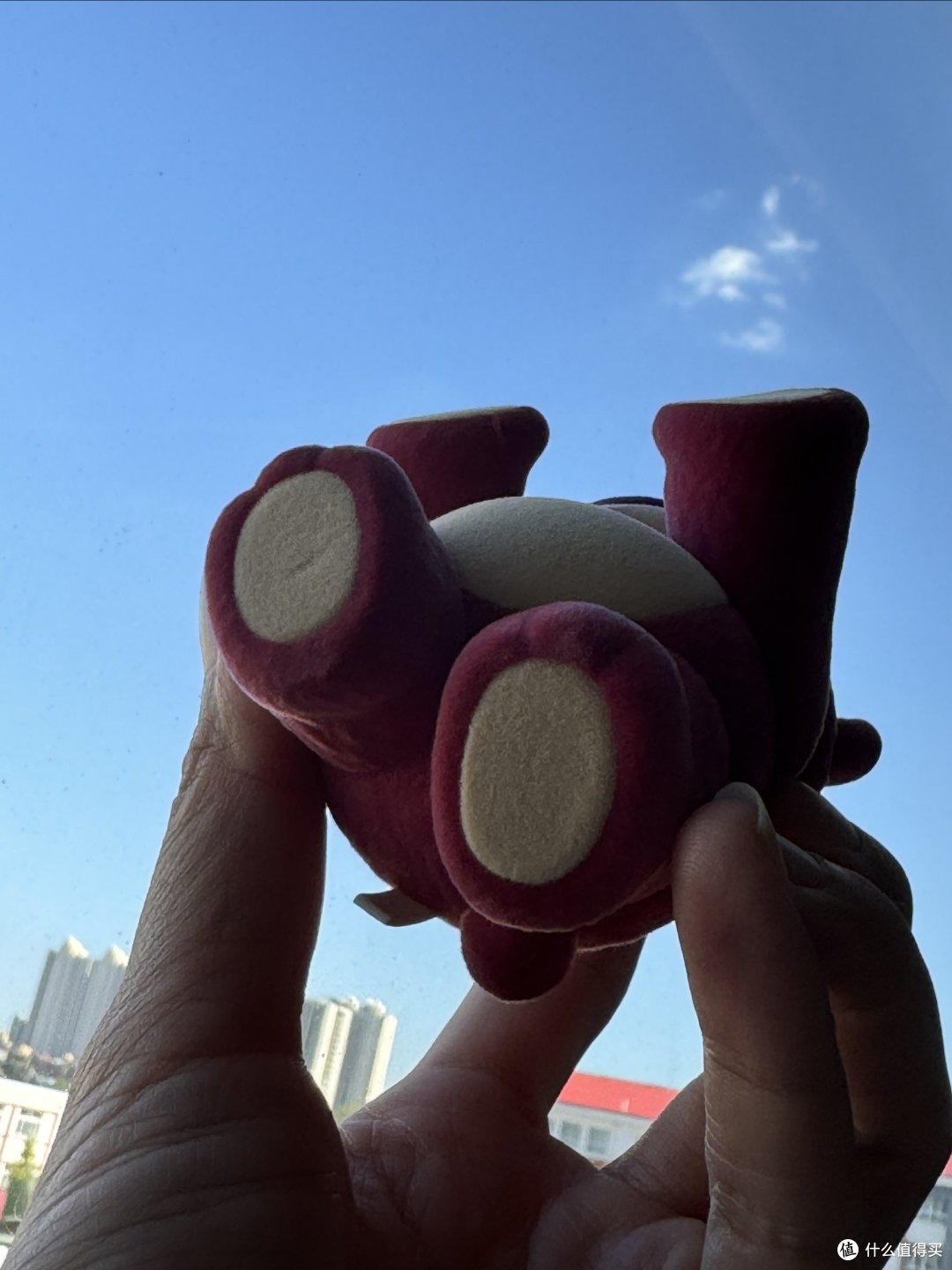 拆盲盒到底有多快乐?——草莓熊手办太可爱啦