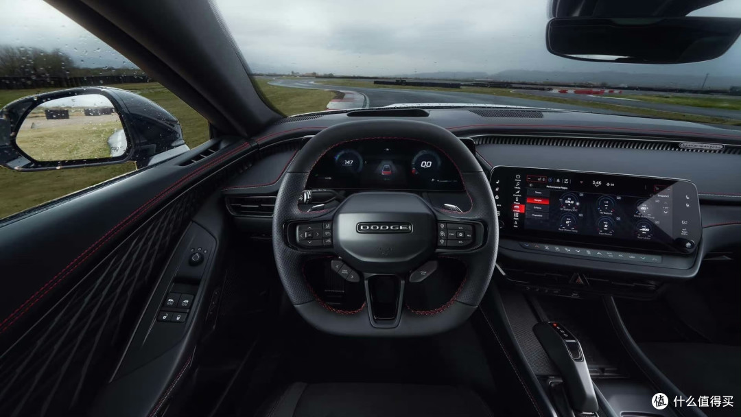约42.71万元起售，新道奇Charger Daytona 双门版本海外发布，纯电化会成为美式肌肉车的新生吗？