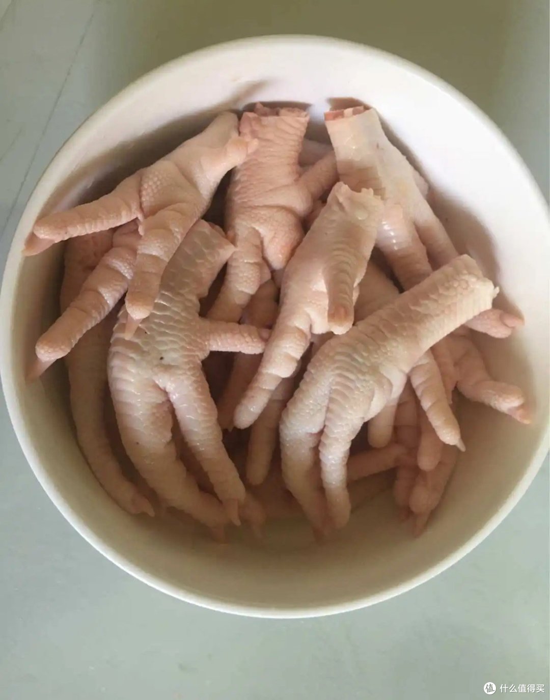 自制的泡椒凤爪,酸辣爽口,观看比赛的同时让味蕾一起享受吧!