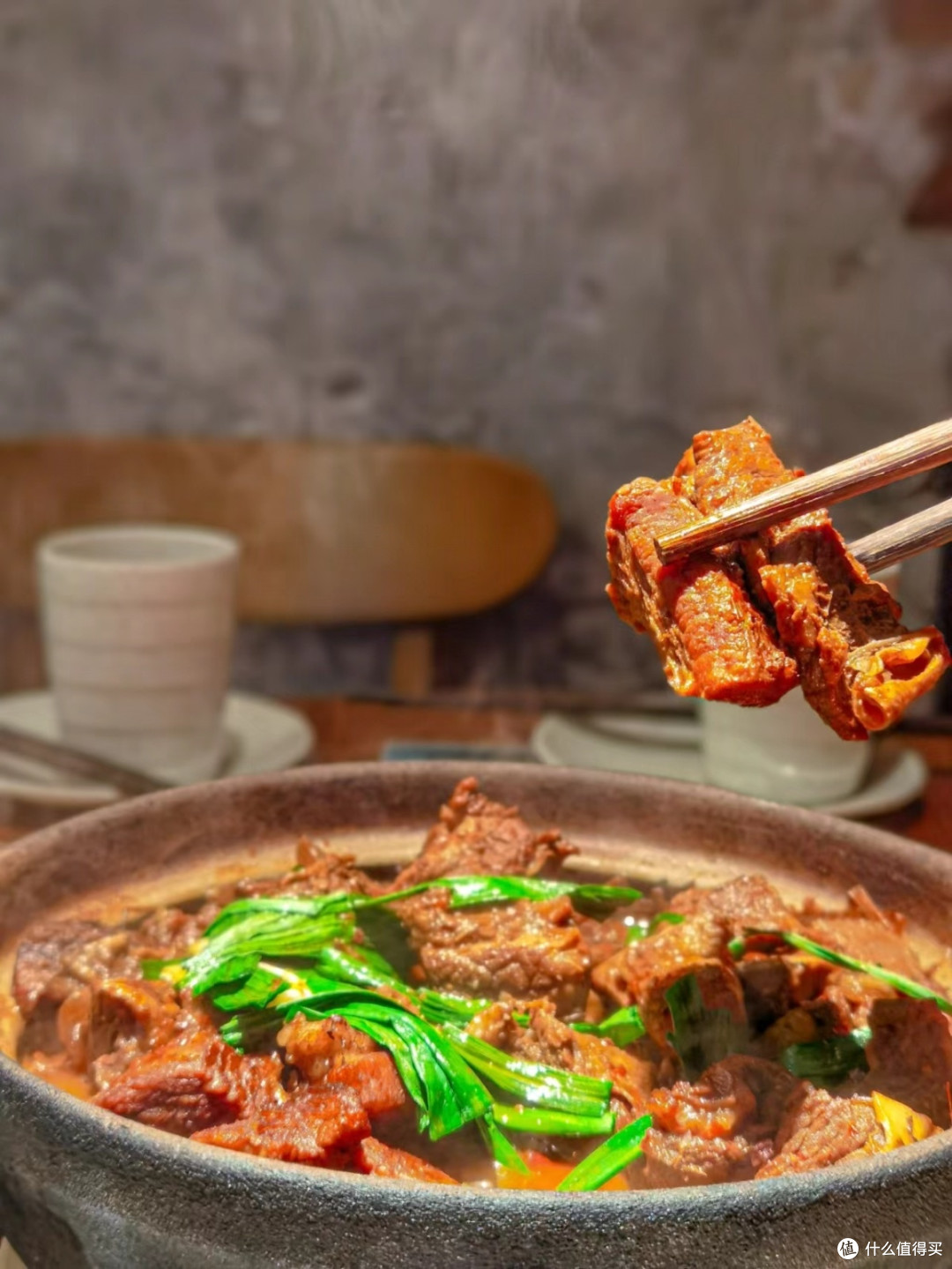 秋日暖心滋味：砂锅牛肉