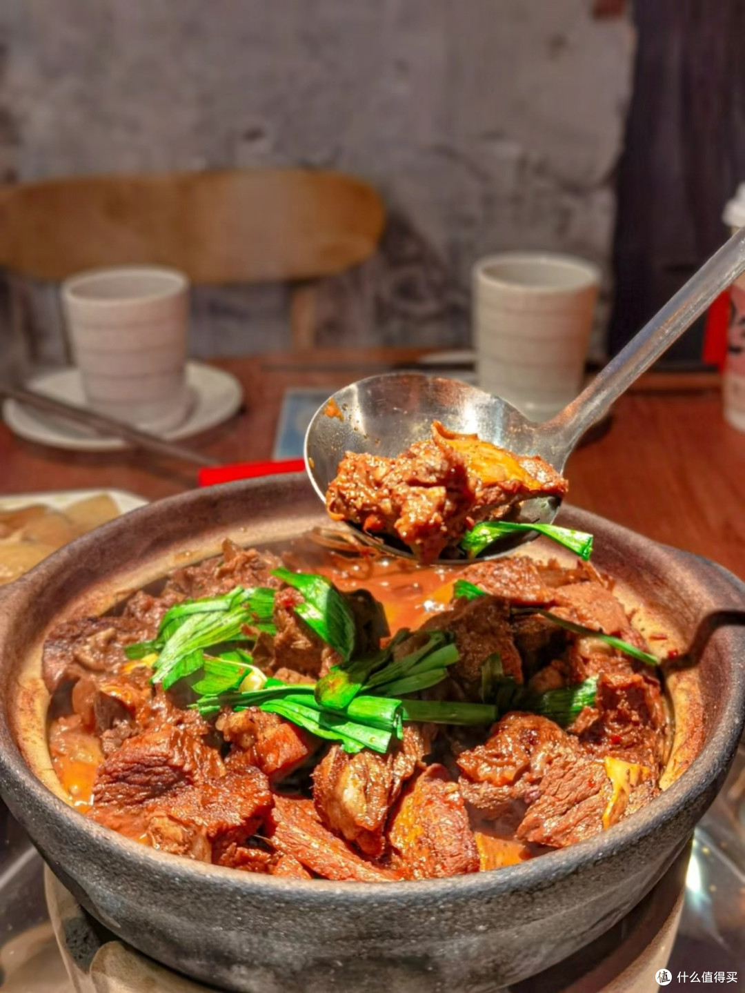 秋日暖心滋味：砂锅牛肉
