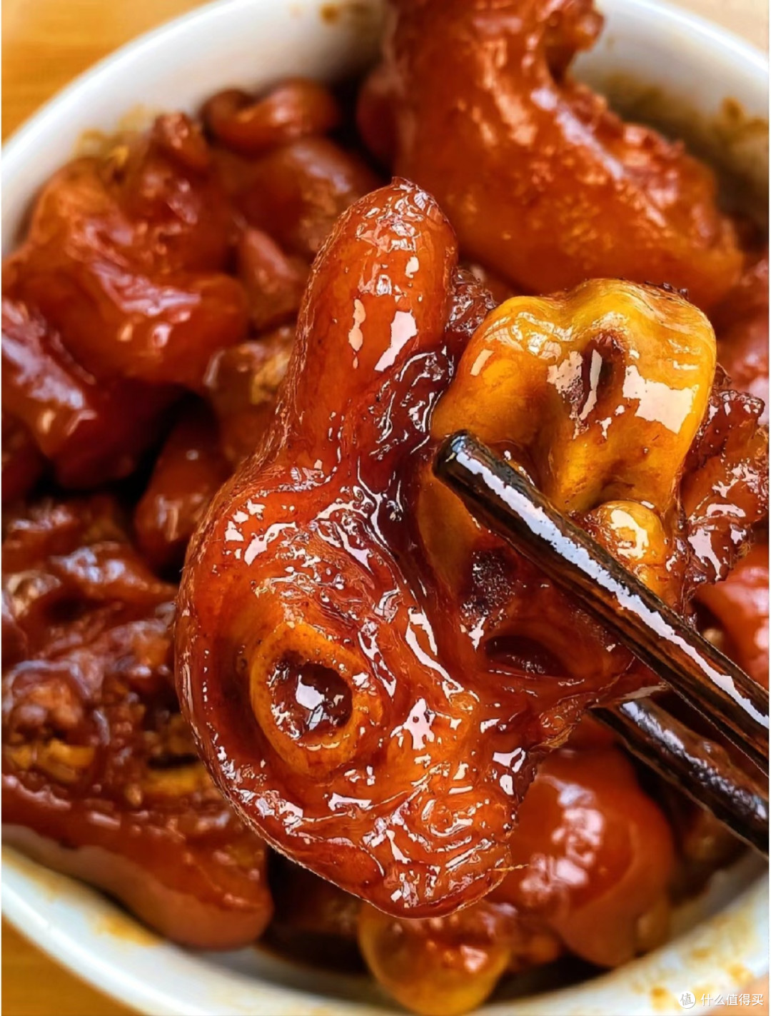 贴秋膘，让美味猪蹄成为你的秋季滋补佳品