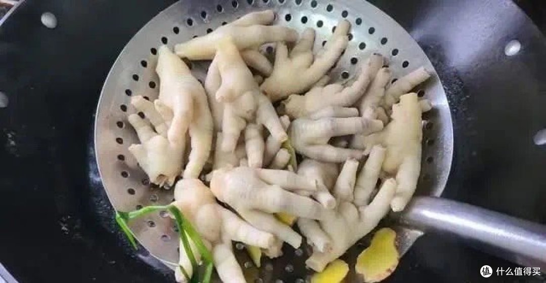 唯美食不可辜负｜DIY 家常盐焗鸡爪子