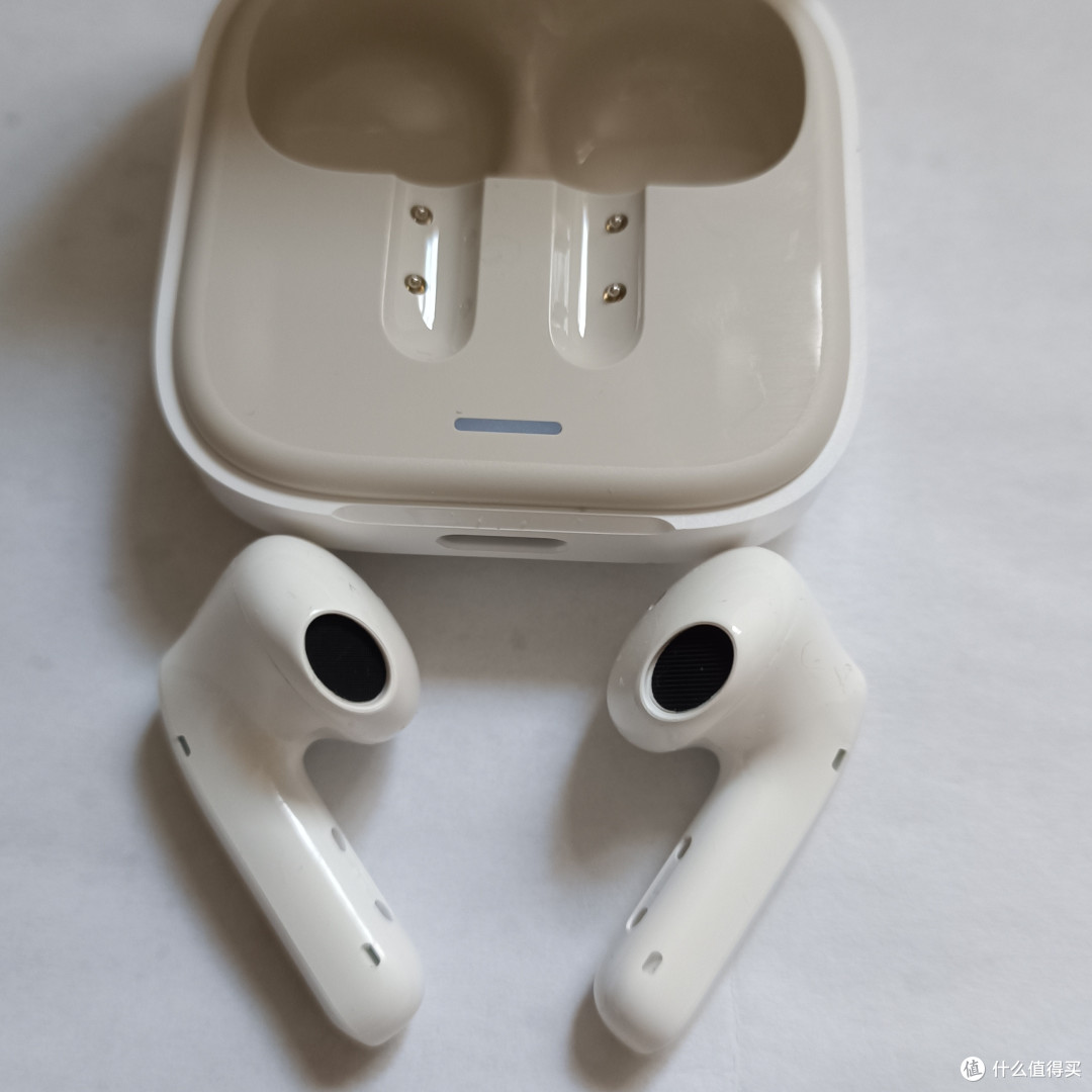 探索Redmi Buds 6活力版:音乐的轻盈伴侣