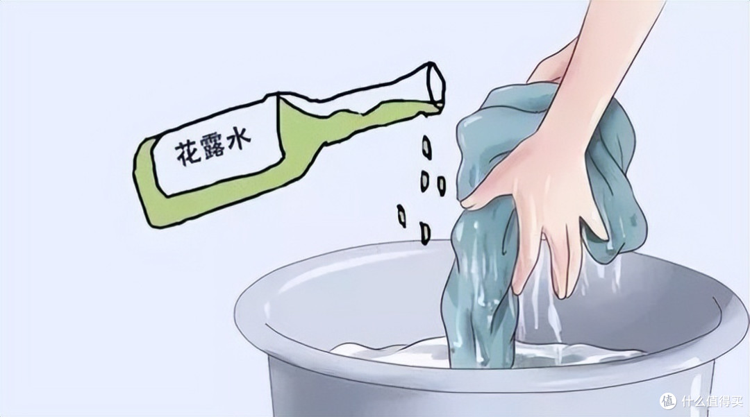 晚上睡觉前,把花露水涂抹在脚底,效果太神奇了,解决很多困扰